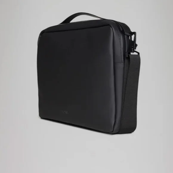 Rains Laptop Bag 13 / 14 waterproof black crossbody messenger NEW NWT